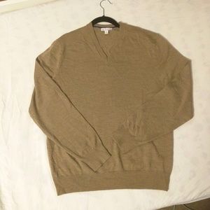 GAP MERINO WOOL V-NECK SWEATER TAN